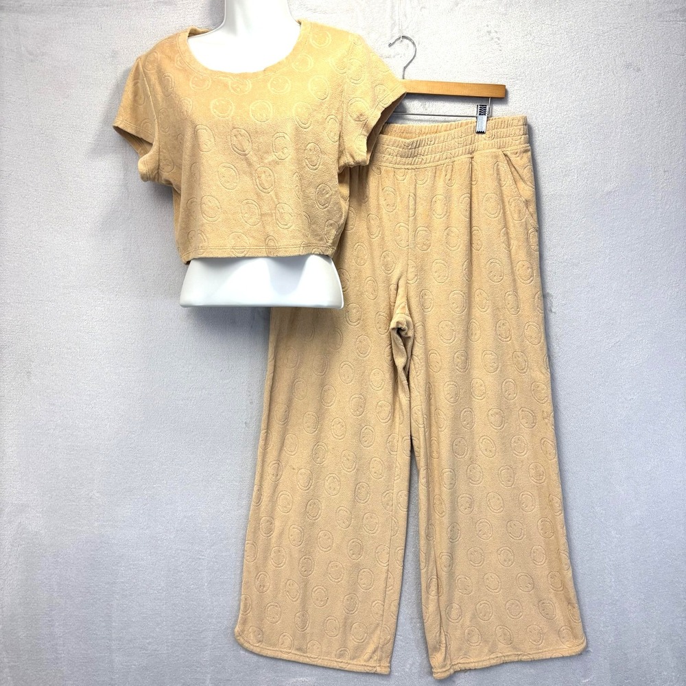 OFFLINE Aerie 2 Pc Terry Cloth Smiley Set, Medium Top, Large Pants Tan Wide Leg - Picture 1 of 14